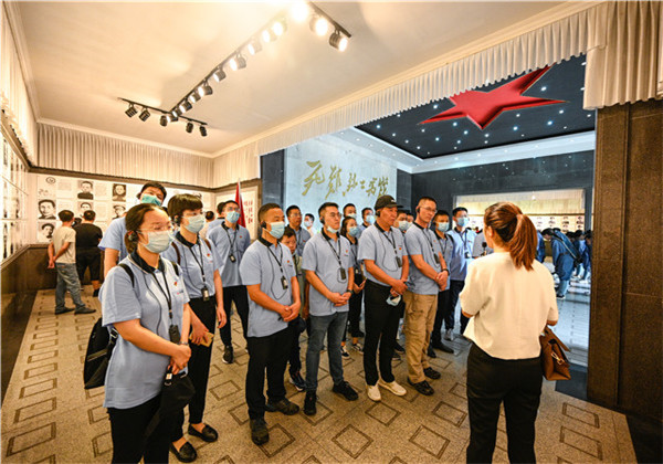 重溫黨史守初心，砥礪前行擔(dān)使命——?jiǎng)?chuàng)世大發(fā)九建走進(jìn)井岡山接受黨史學(xué)習(xí)教育